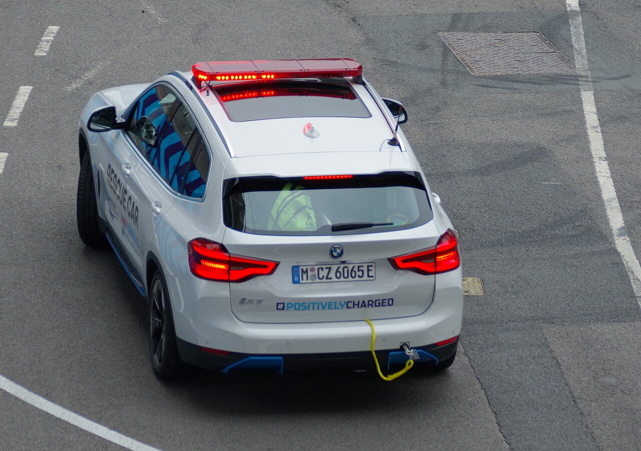 BMW IX3